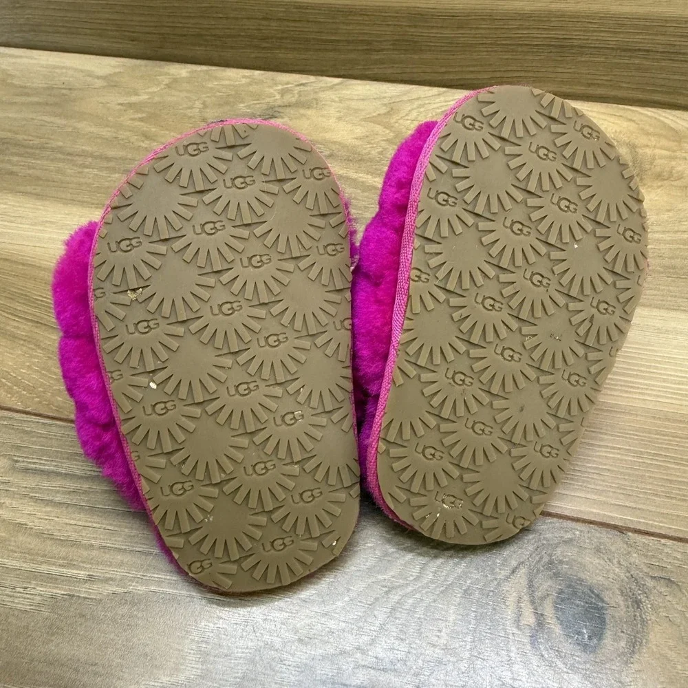 UGG Fluff Yeah Toddler Girls 4/5 Infant Toddler  Pink Slingback Fur Slippers